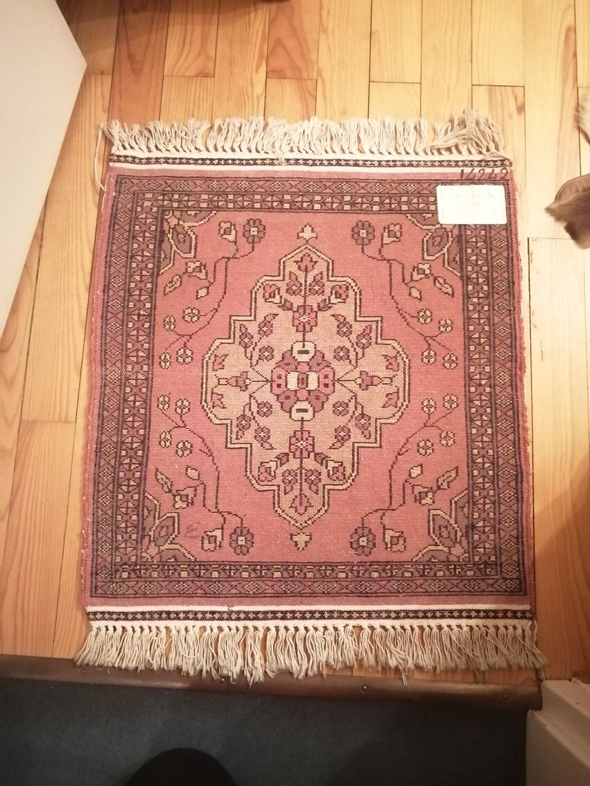 Small oriental style rug