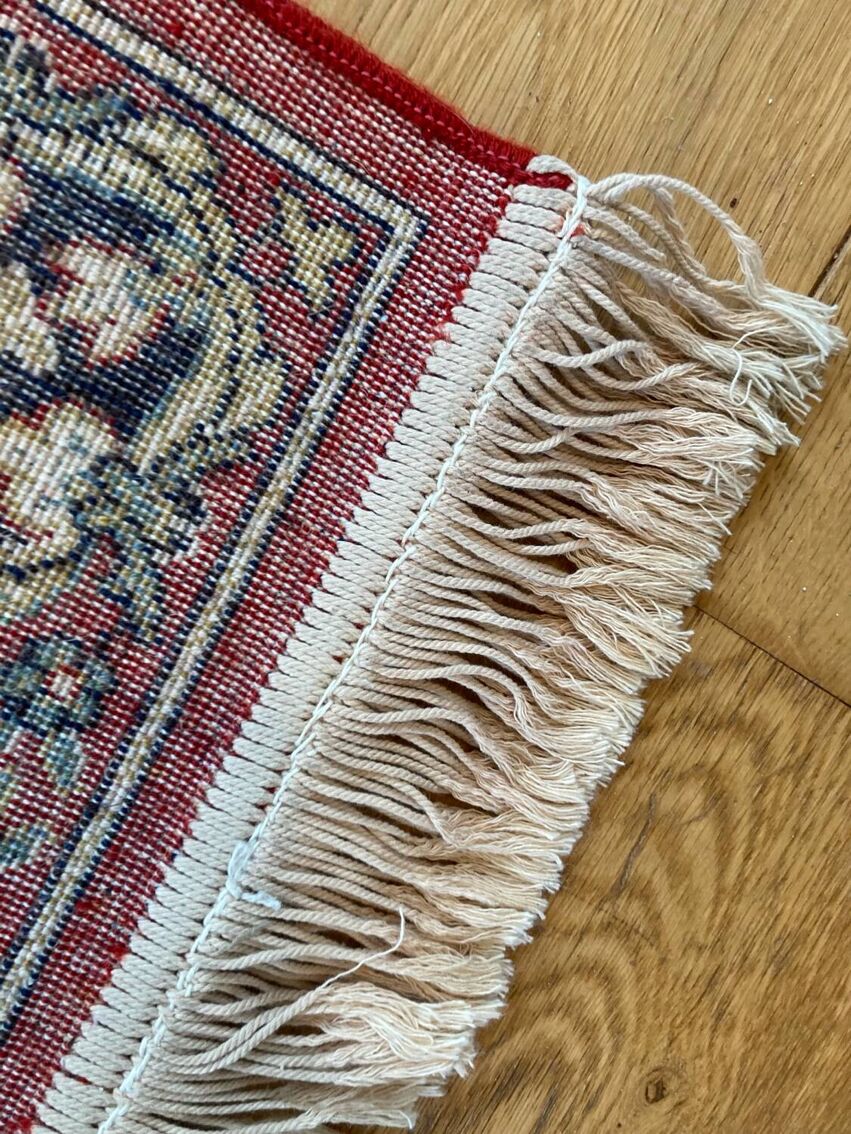 Oriental style rug in pure virgin wool